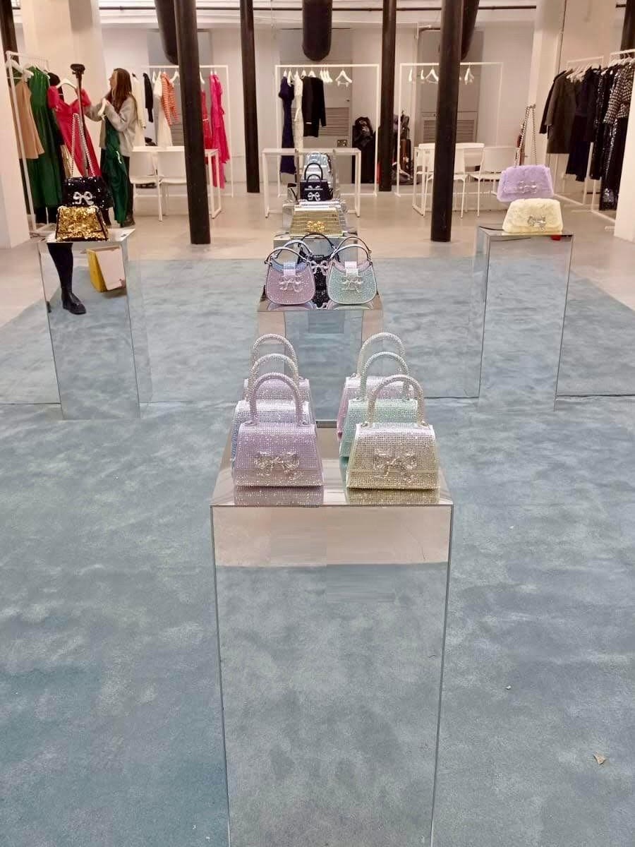 Clothing Racks, Plinths and Display Furniture for Showrooms Paris