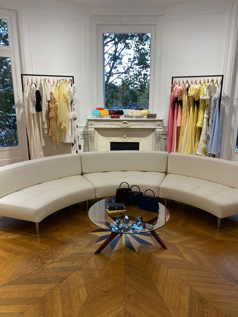 Clothing Racks, Plinths and Display Furniture for Showrooms Paris