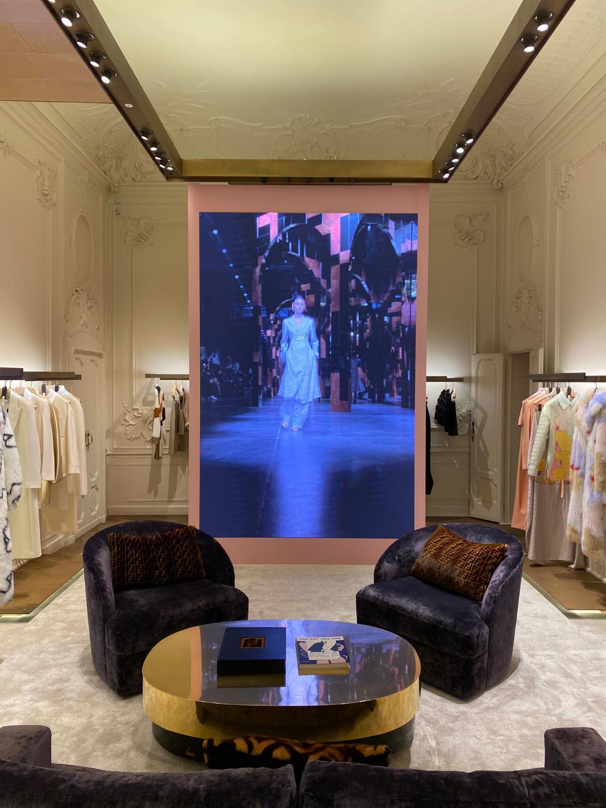 Furniture Rental for Fashion Week Paris - Showroom furniture Rental