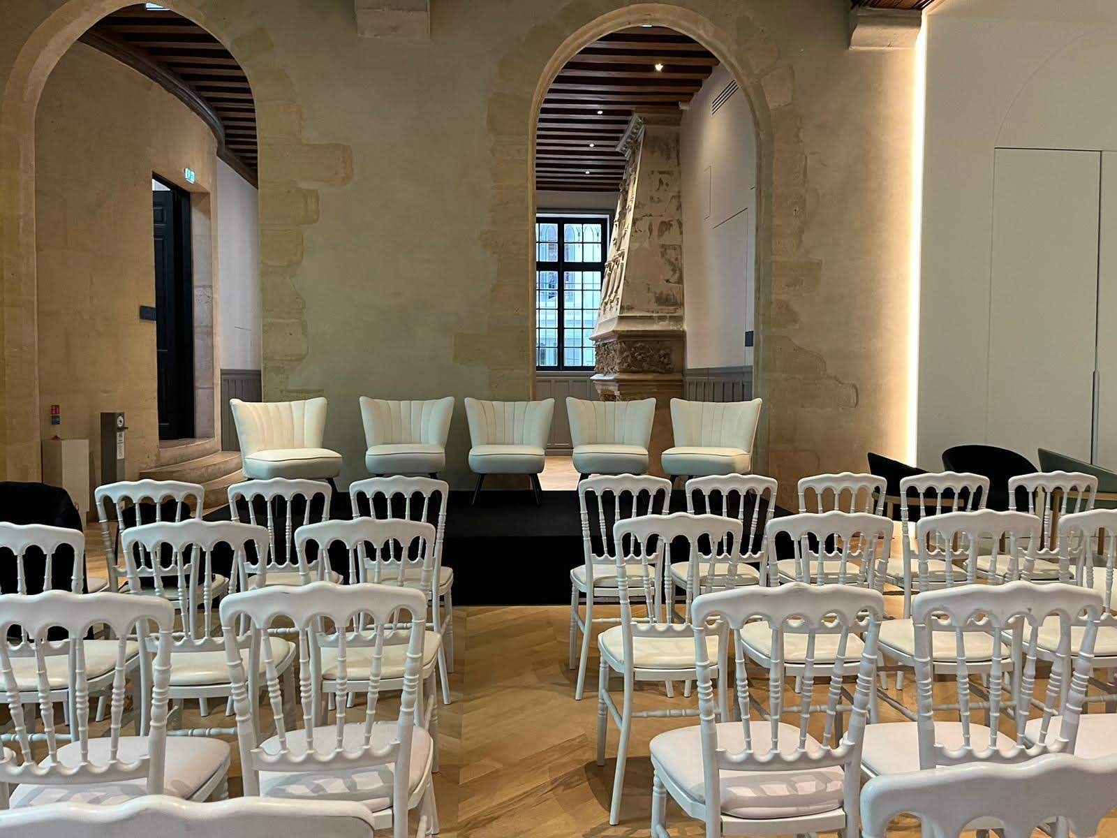 Rental-furniture in Paris-France